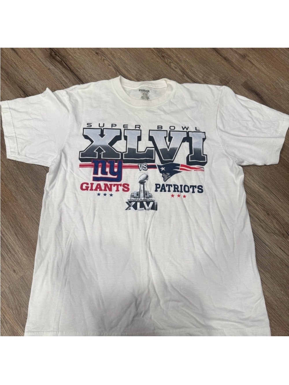 Super Bowl XLVI (46) short sleeve t shirt giants vs patriots 2011 Reebok large